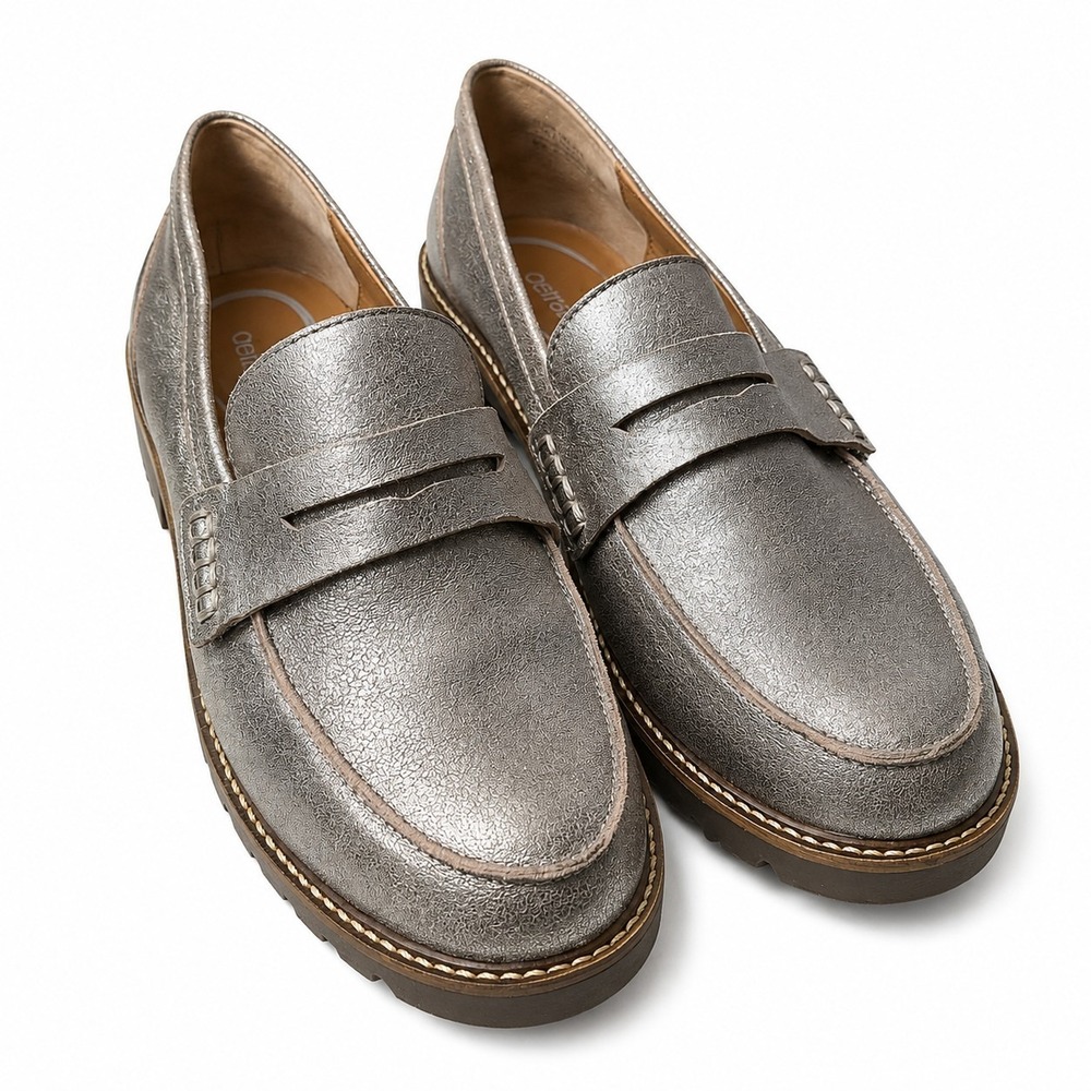 AETREX "Collette" Penny Loafer Womens Sz 9-9.5 Brushed Silver Leather Preppy
